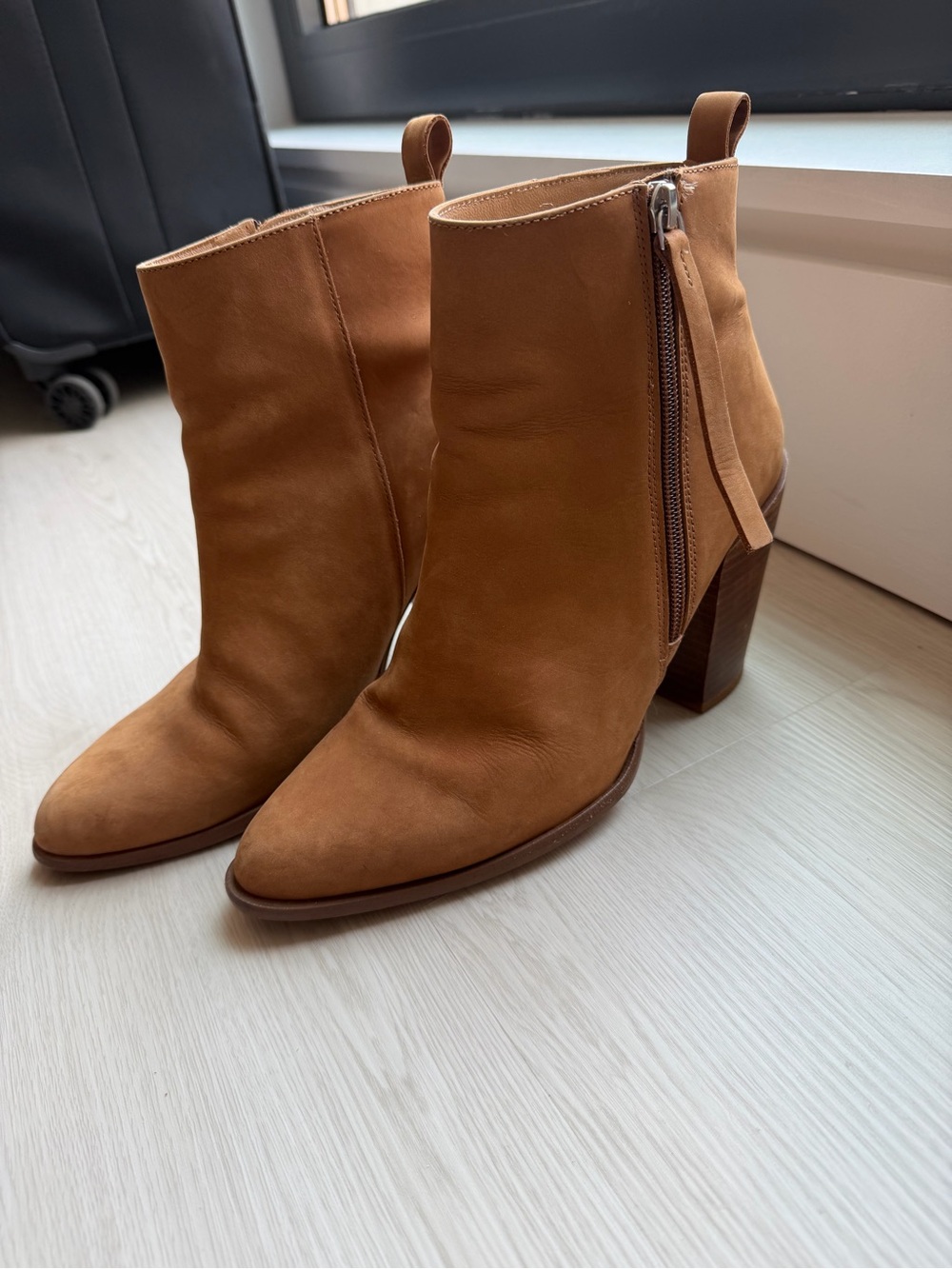 Genuine Leather Tan Ankle Boots with Zip, Size 40